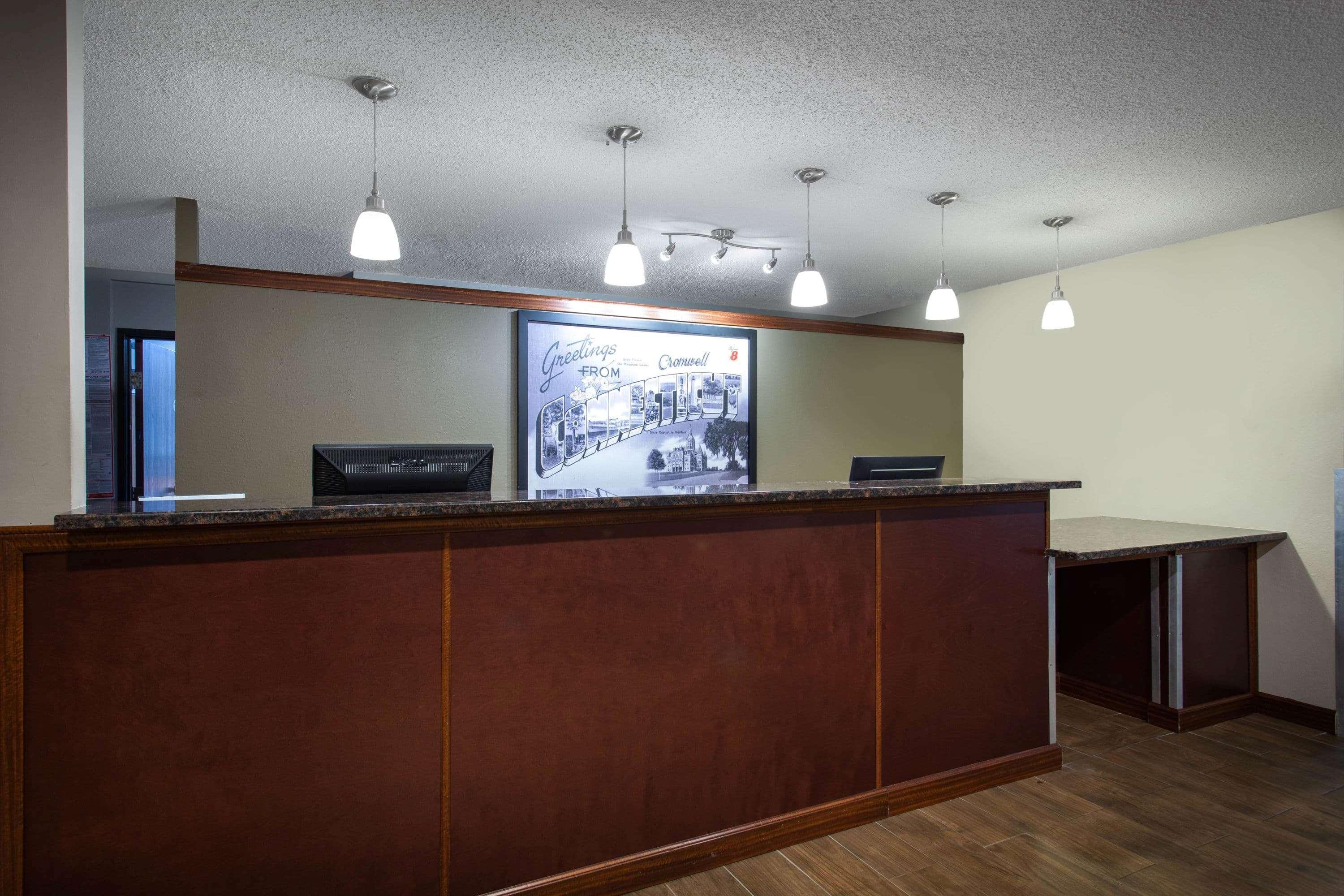 Super 8 By Wyndham Cromwell/Middletown Hotel Ngoại thất bức ảnh