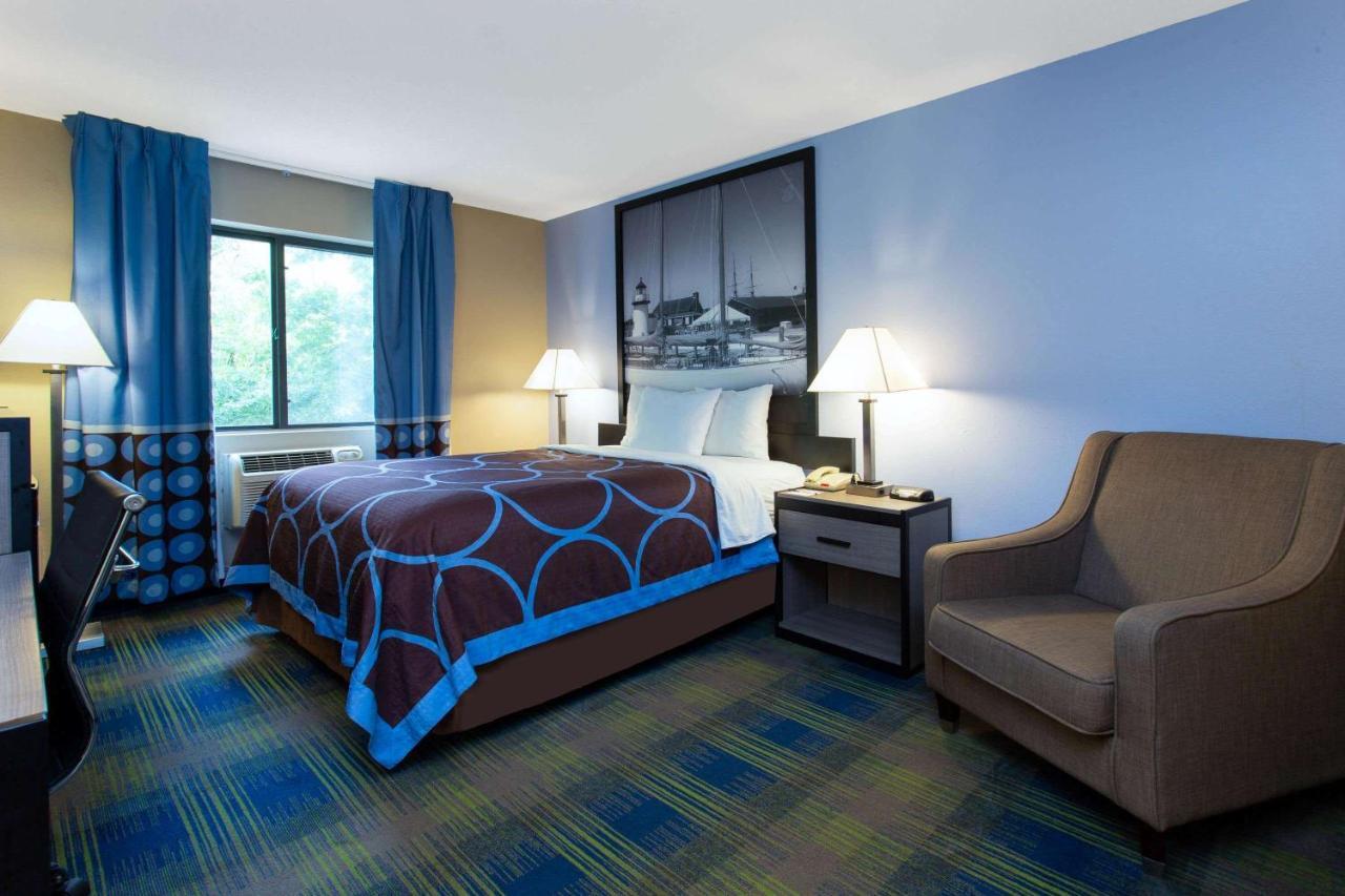 Super 8 By Wyndham Cromwell/Middletown Hotel Ngoại thất bức ảnh